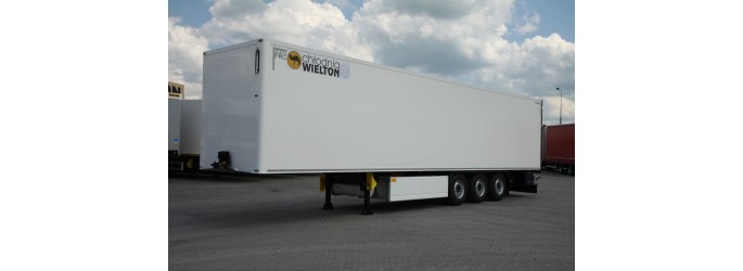 Изотермический полуприцеп WIELTON для перевозки чувствительных к температуре грузов
